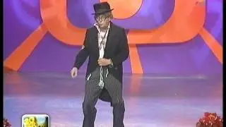 Barragan chistes,vestido de smoking