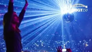 Above & Beyond feat. Zoë Johnston – ‘Treasure' (Kyau & Albert Remix) live at 