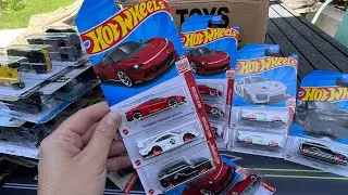 Lamley Unboxing: Hot Wheels 2022 Target Red Edition K Case!!