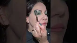 Jade Green metallic smokey glittery eye makeup