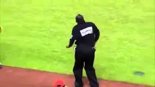 Security guard v s mascot dance off!