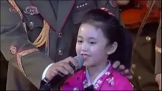 Our national flag (우리의 국기) - SMC and Pyongyang Artistes [English, Français, 中文]