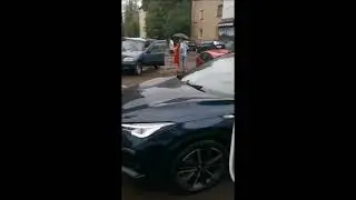 машина провалилась