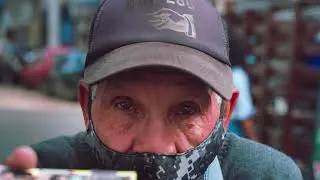 HACIENDO FOTOGRAFÍA CALLEJERA en la antigua calle del bronx l STREET PHOTOGRAPHY POV