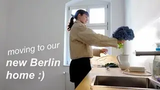 New Berlin apartment! Moving & door sign illustration