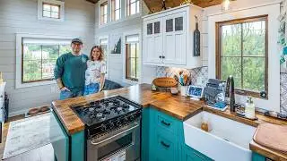 Gorgeous 39-ft. Gooseneck Tiny Home on Wheels
