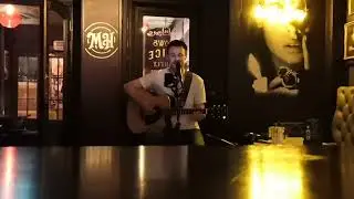Fiach O'Connor @ Mulligan and Haines / Teenage Dirtbag