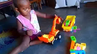 अनिकेत कैसे जे.सी.बी चला रहा है