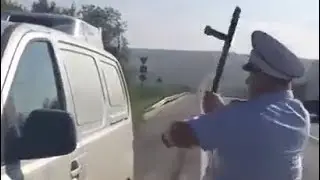 Я Вас требую! Хочу защитить Вас от НАТО!