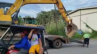 unload ulit ng excavator galing sa rescue, Equipment & Operator Channel