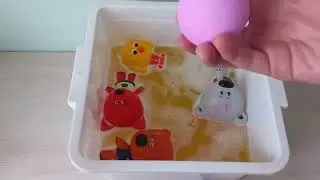 Ми-ми-мишки. Купание с БОМБОЧКОЙ ДЛЯ ВАННЫ 3.