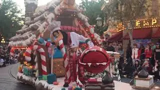 A Christmas Fantasy Parade - New Year's Eve Parade! - Disneyland Holiday Time 2019