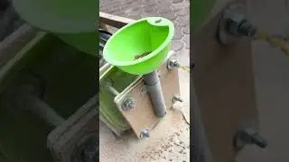 Электрическая мельница на каменных жерновах