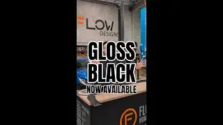 GLOSS BLACK