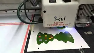 Making custom Christmas Cards with Kongsberg i-cut CNC