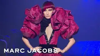 RUNWAY FALL 2018 MARC JACOBS