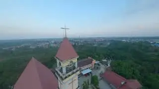 Gereja Katolik Paroki Santo Yosef, Bontang. Depan SMP YPK Bontang