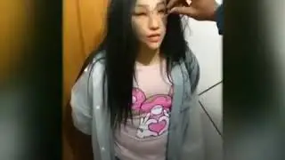 Мужик переоделся женщиной  и занимается постетут*и