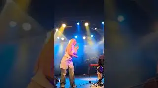Hei, söta bror med Egil og Nora #dansband #livemusic #showbiz