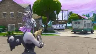 Fortnite: New dragon skin, ghost skin and victory royal.