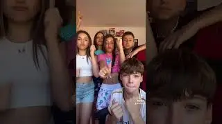 la la la la Lala🤣 #ladyabril #youtubeshorts #viralvideos #bailando