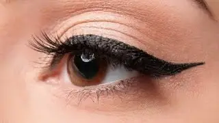 ♡How to nail the perfect winged eyeliner♡ #eyemakeup #trending #viral @divk7