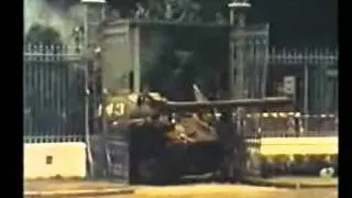 The first NVA tanks get into the grounds of the South Vietnamese Imperial Palace