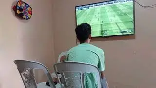 Jogando FIFA