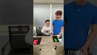 两个学渣挑战只说英语 塑料英语