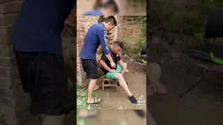 угарные китайцы,штаны будут мокрые от смеха.