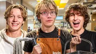 24 Часа Работаю на БЛОГЕРОВ За Деньги! Сколько я заработаю?