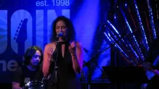 "If Loving You is Wrong (I Don't Want to Be Right)" Luther Ingram (Cover) @ Molly Malone's