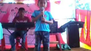 Xin chúa cứu gia đình con