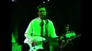 Wire - Two People In A Room