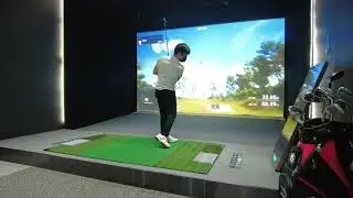 Check TaylorMade m4 golf club performance with screen golf