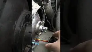 Девушка меняет лампочки ваз 2107 20