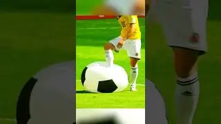 Rare moments with BALLS⚽️