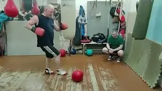 упражнения для ног, тренировка икроножных мышц, темповая кардио-нагрузка.