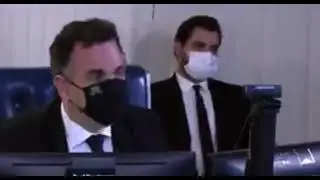 BOLSONARISTA FAZENDO GESTO R4C1ST4!!!
