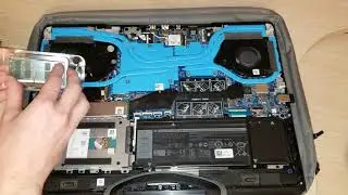 Dell G7 17 7790 (2019) laptop teardown / RAM replacement