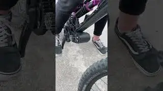 bike:👿, motor:👻