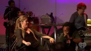 Shakira  - Hips Don't Lie (LIVE)