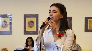 Gaivota by Amália Rodrigues. Tatjana Savatic (voice) & Stevan Jovic (guitar)