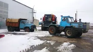 Пробуем запустить ЗИЛ с буксира на Т-150К-09. Ковыряюсь с ХТЗ-17221.