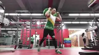 BULGARIAN BAG LUNGES