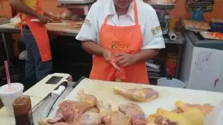 como filetear pierna de pollo. Polleria abastos.