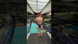 What height would YOU jump from? 😳 