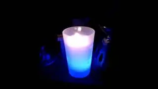 Свечка меняющая цвет.