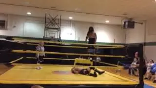 Fiji Wildman VS Johnny bad