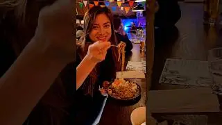 This pad Thai spot has 10,432 5-star Google reviews 